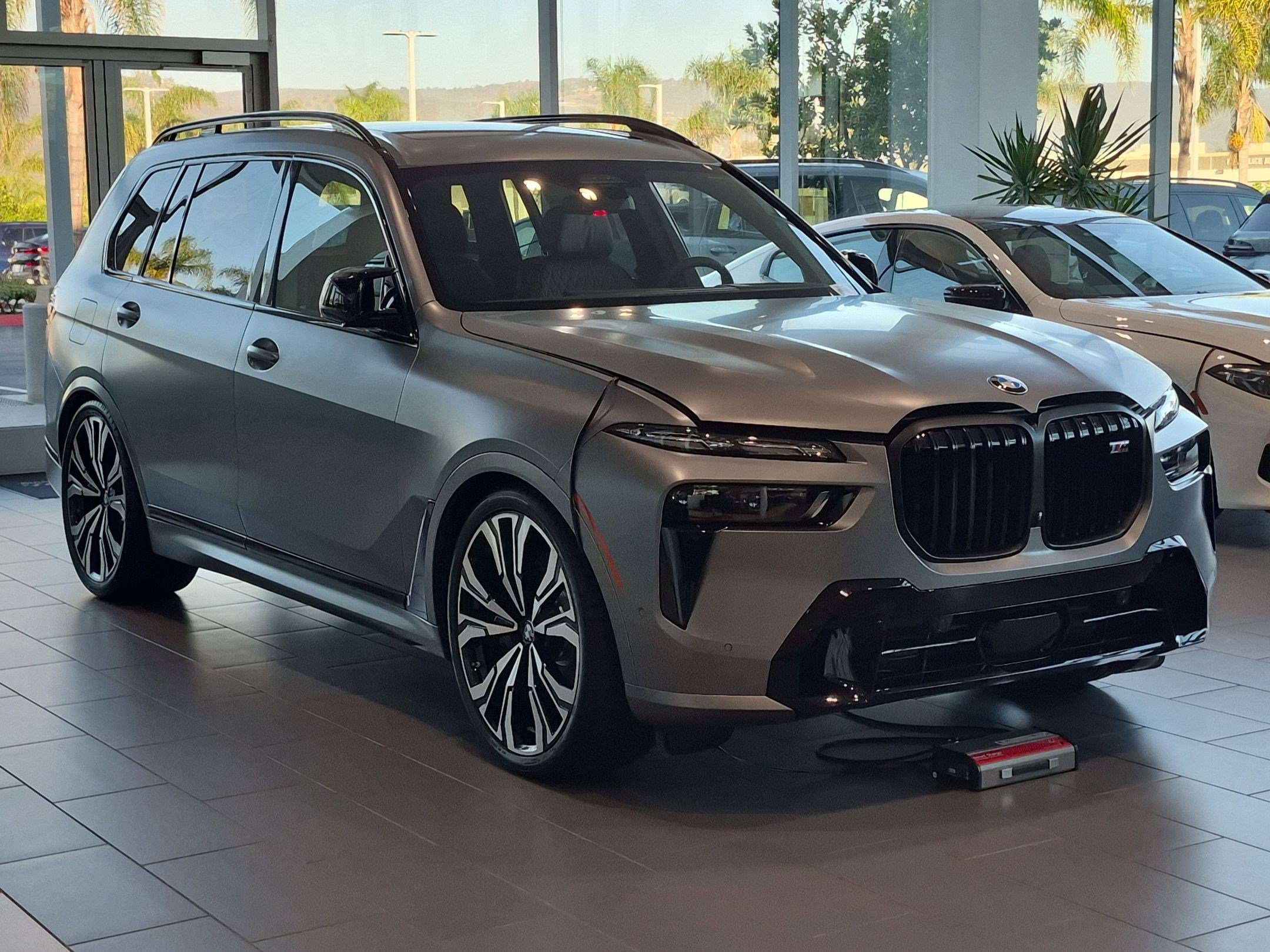New 2027 BMW X7 M60i AWD/4WD image 2