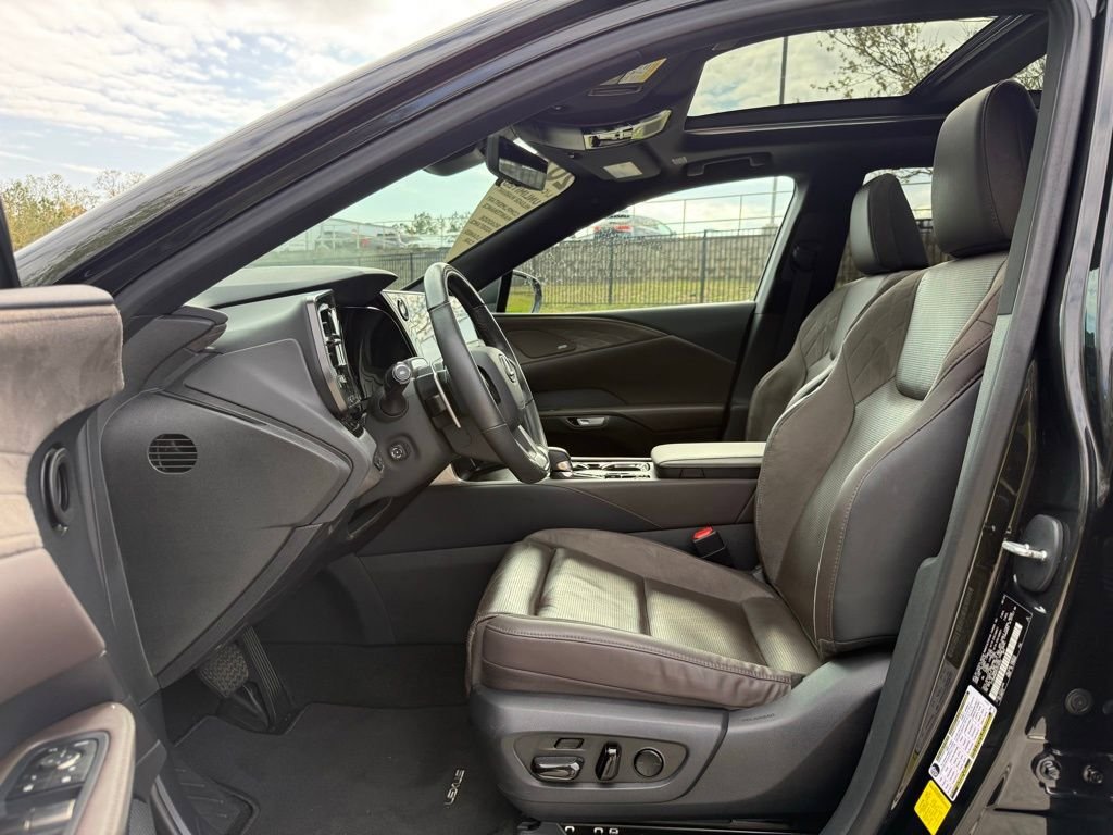Certified 2023 Lexus RX 350 FWD w/ Cold Area Package image 25