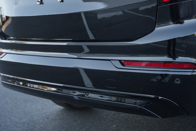 New 2026 Volvo XC90 B6 Ultra w/ Protection Package image 8