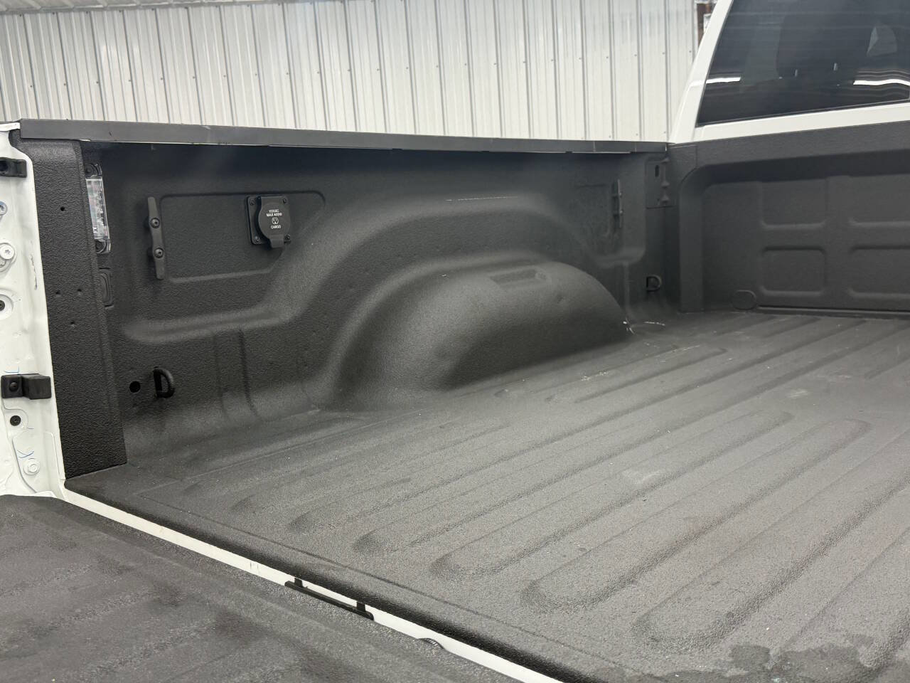 Used 2024 RAM 2500 Limited w/ Safety Group image 13