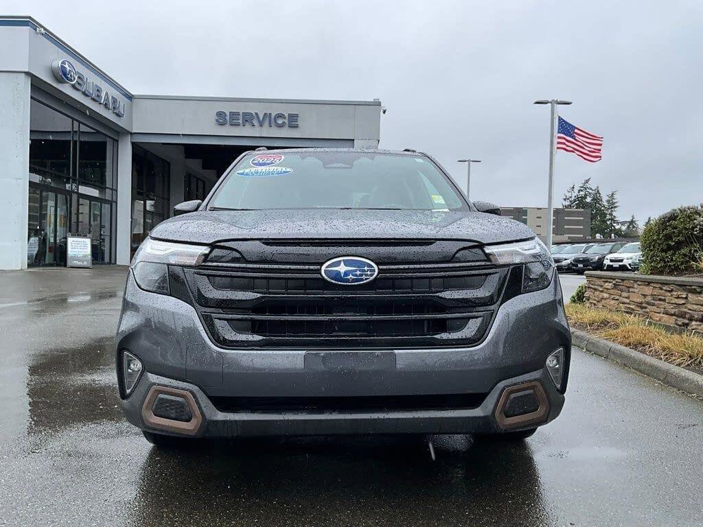 Used 2025 Subaru Forester Sport image 3