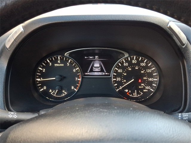 Used 2019 Nissan Pathfinder Platinum w/ Cargo Package image 24