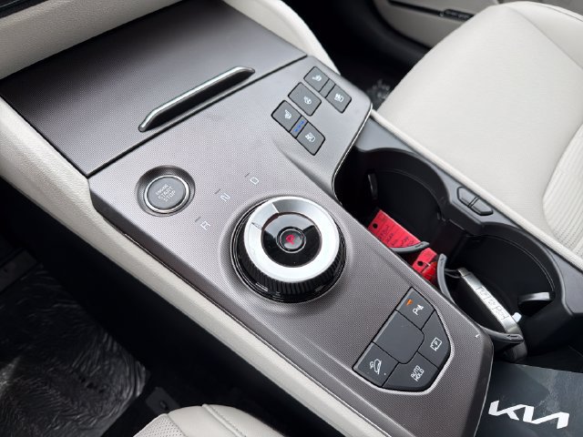 New 2027 Kia Sportage SX Prestige AWD/4WD image 15
