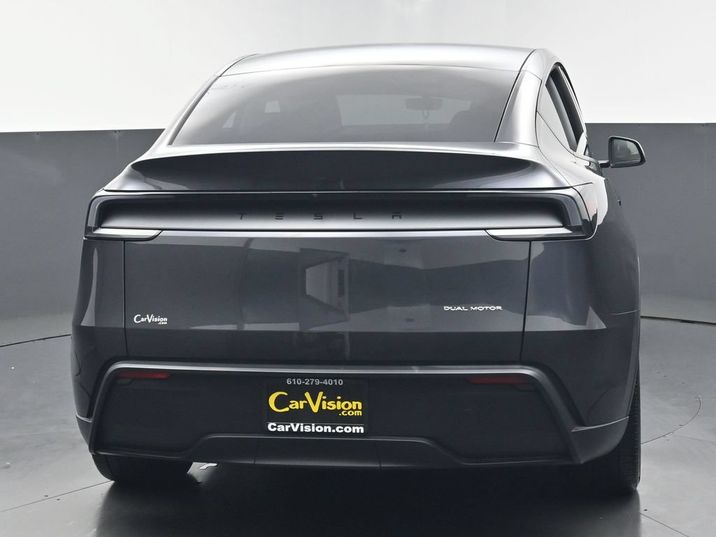 Used 2026 Tesla Model Y Long Range AWD/4WD image 3