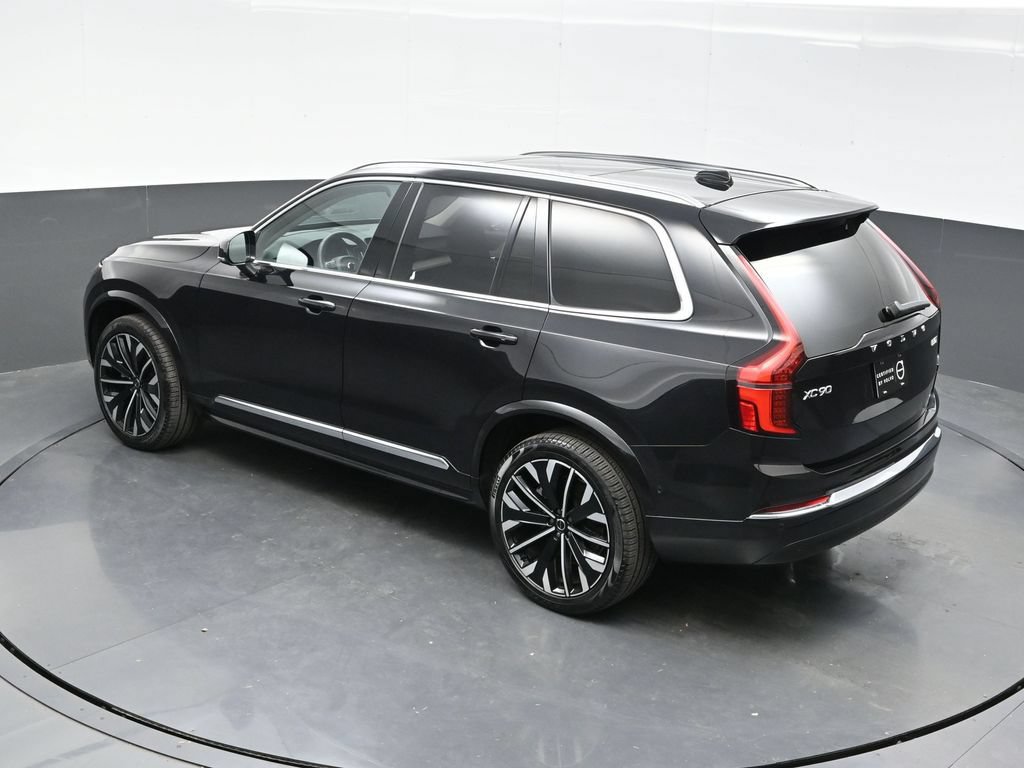 Used 2025 Volvo XC90 B5 Ultra AWD/4WD image 37