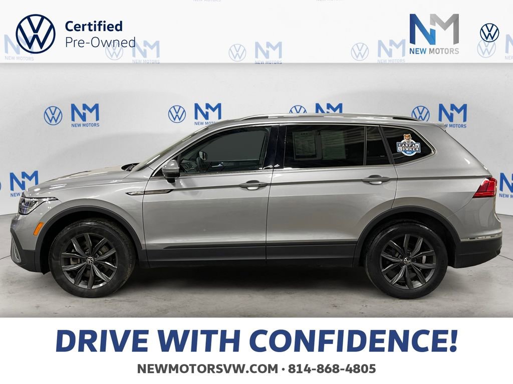Used 2023 Volkswagen Tiguan SE w/ Panoramic Sunroof Package AWD/4WD image 2