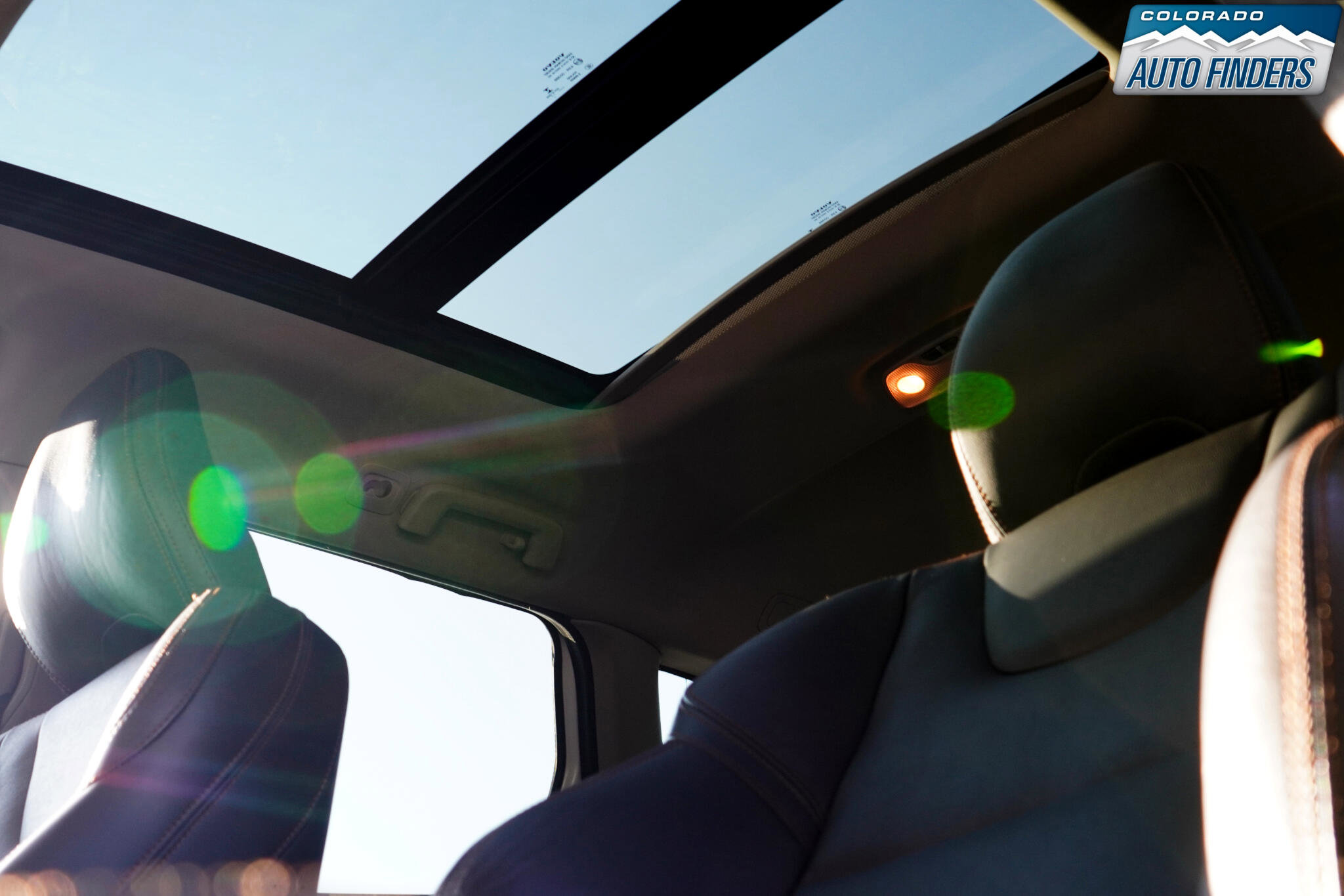 Used 2017 Volvo XC60 T5 Dynamic w/ Advanced Package image 20