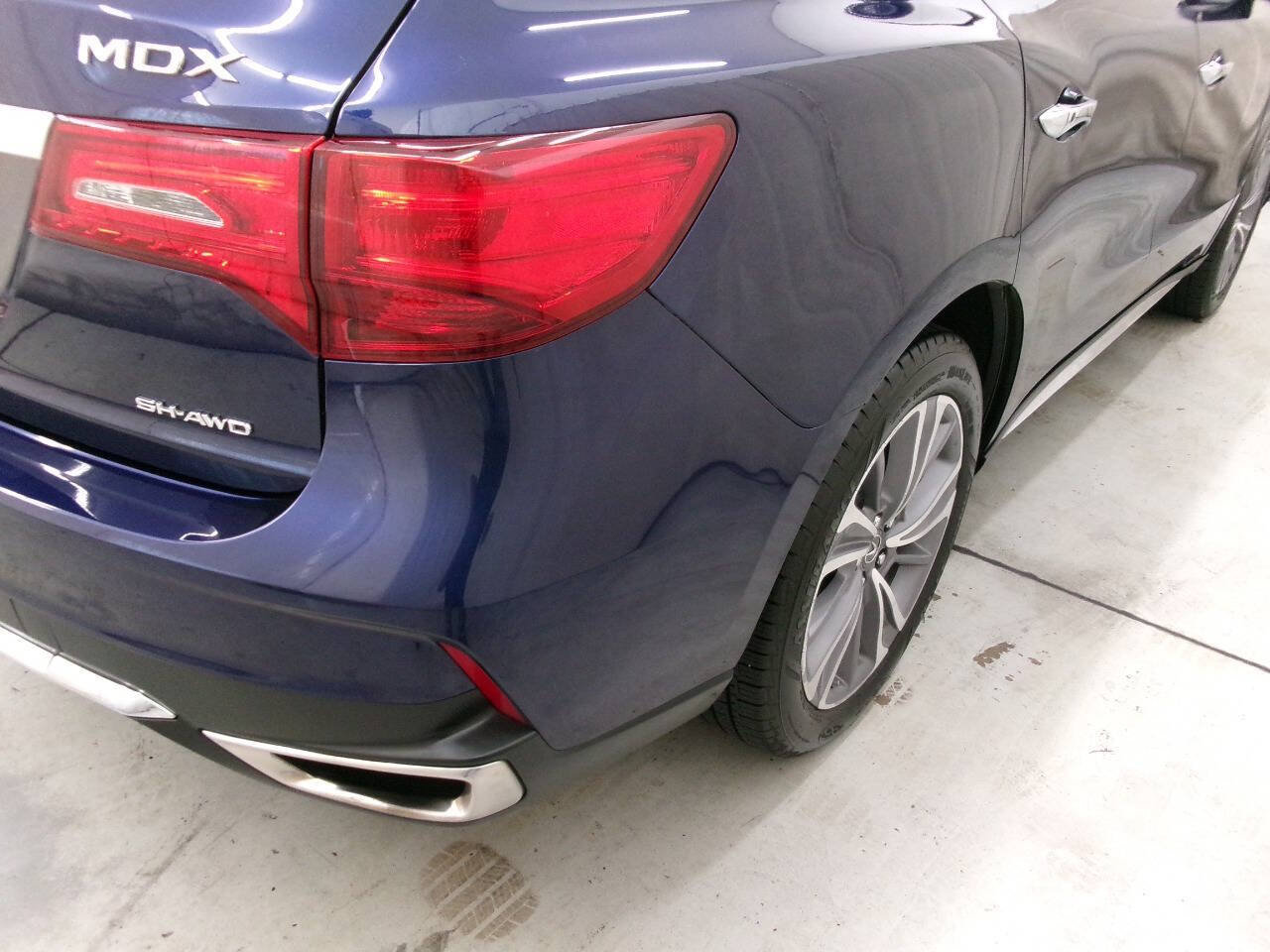 Used 2018 Acura MDX SH-AWD w/ Technology Package image 8