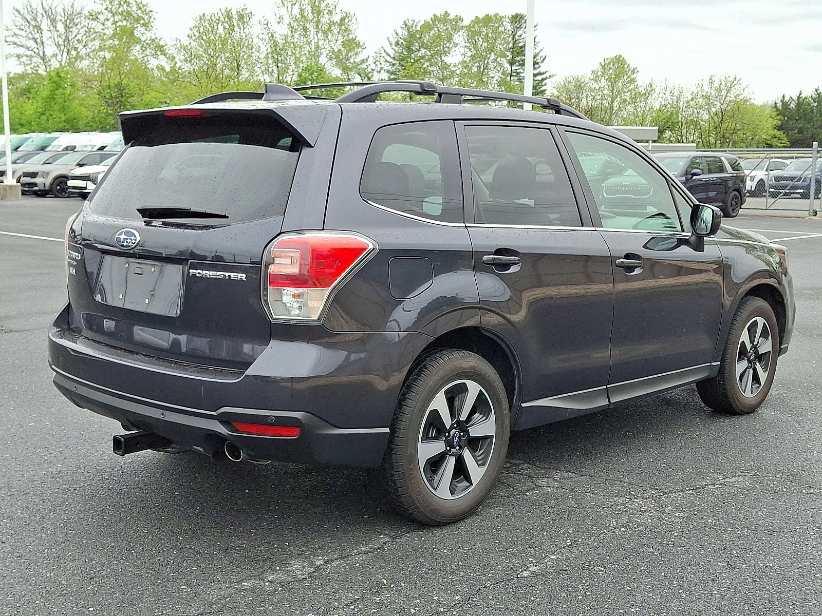 Used 2018 Subaru Forester 2.5i Limited AWD/4WD image 5