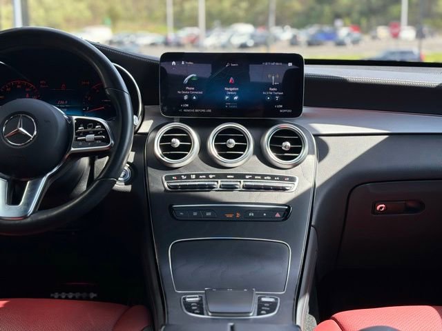Used 2023 Mercedes-Benz GLC 300 4MATIC Coupe image 33