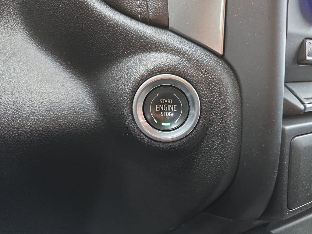 Used 2022 Chevrolet Silverado 1500 RST image 21