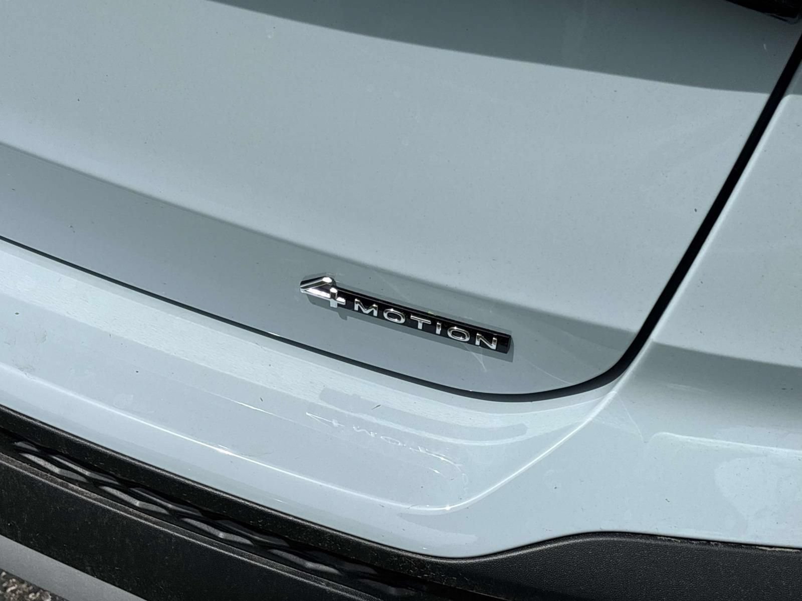 New 2026 Volkswagen Taos SE AWD/4WD image 15