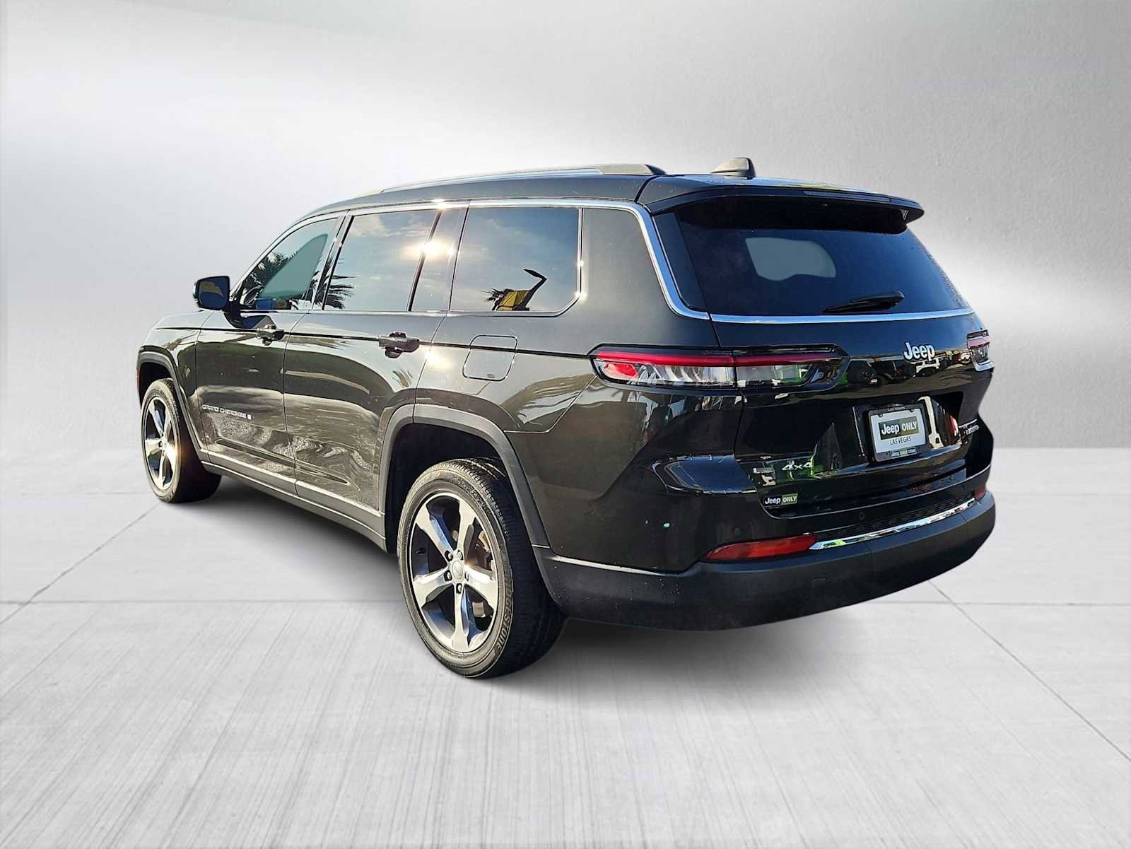 Used 2021 Jeep Grand Cherokee L Limited image 6