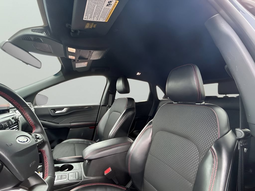 Certified 2025 Ford Escape ST-Line FWD image 11