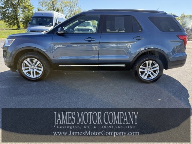 Used 2018 Ford Explorer XLT w/ Equipment Group 201A image 8