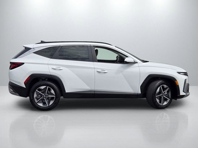 Used 2025 Hyundai Tucson SEL FWD image 3