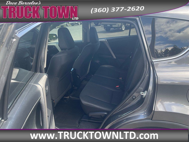 Used 2017 Toyota RAV4 LE w/ All Weather Liner Package AWD/4WD image 10