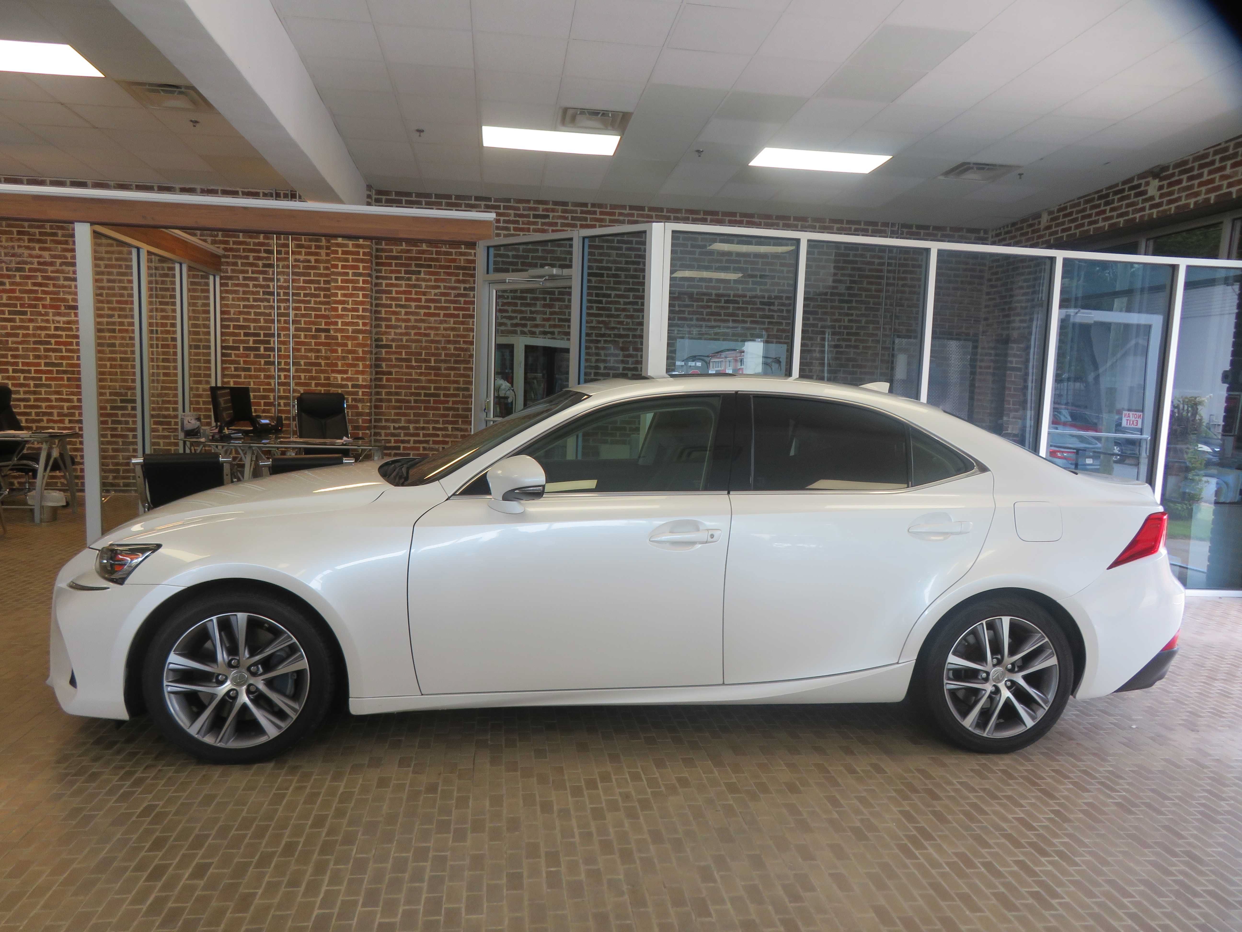 Used 2018 Lexus IS 300 w/ Accessory Package 2 RWD image 71