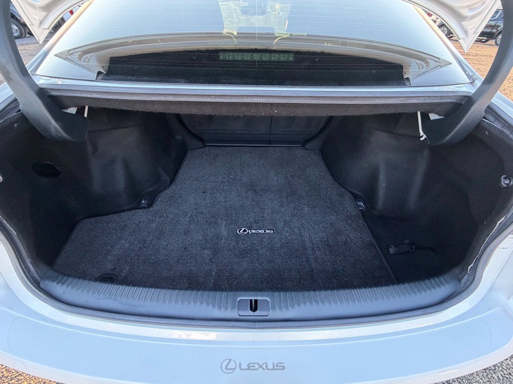 Used 2019 Lexus IS 300 AWD w/ Navigation Package image 19