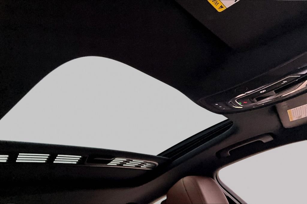 Used 2019 Audi A4 2.0T Premium Plus w/ Premium Plus Package image 27