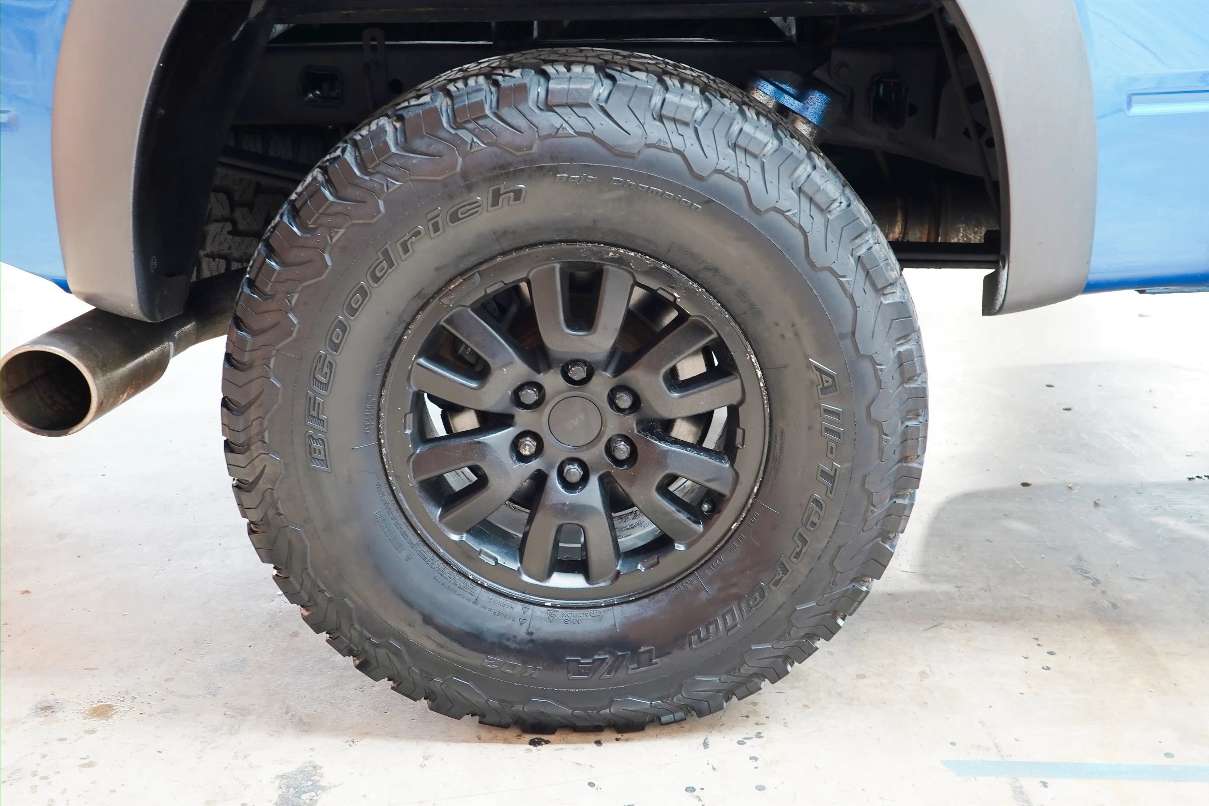 Used 2014 Ford F150 Raptor w/ Equipment Group 801A Luxury AWD/4WD image 64
