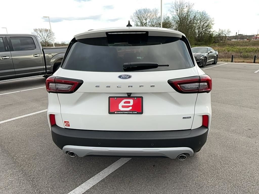 New 2025 Ford Escape SE FWD image 7