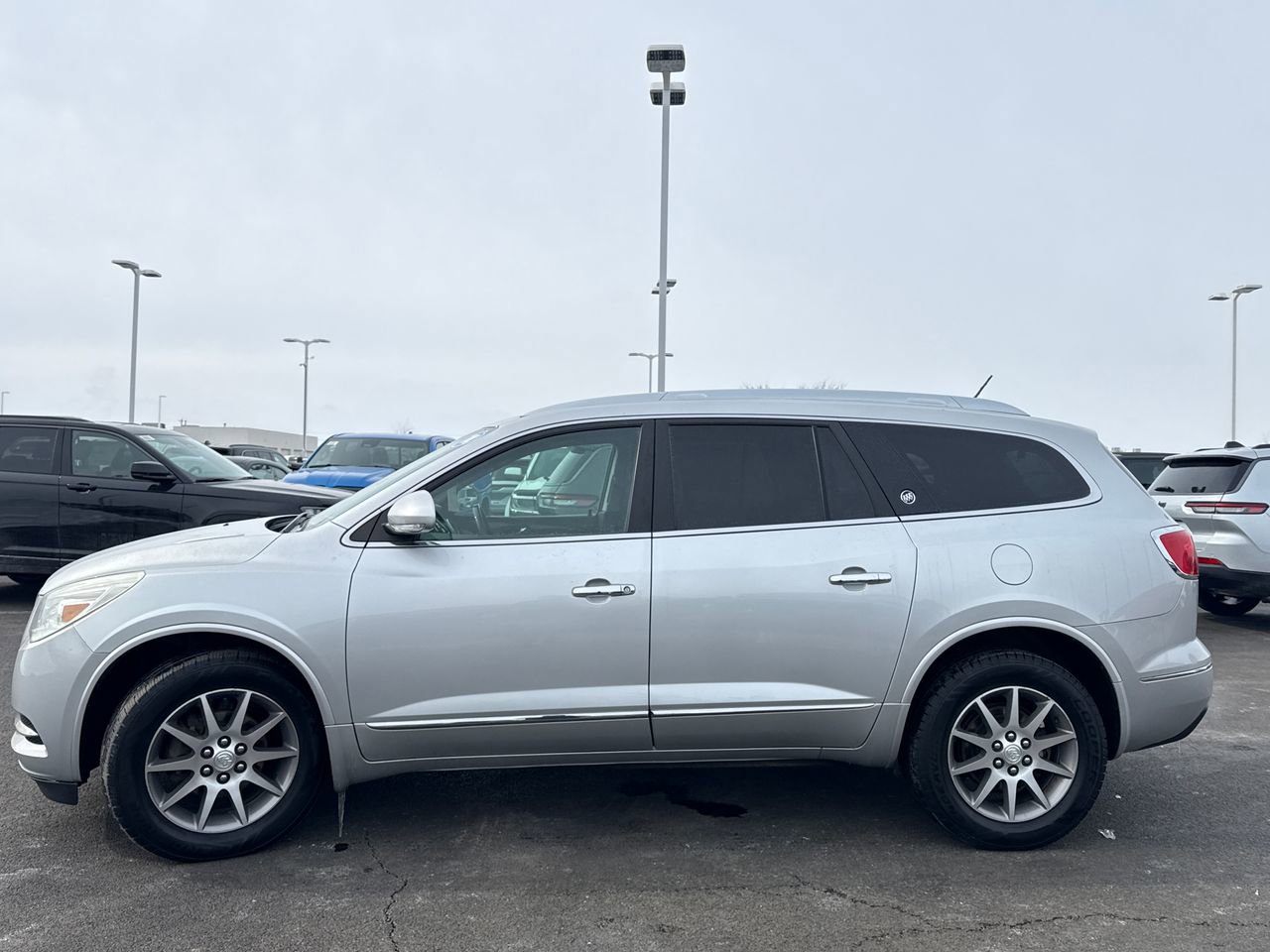 Used 2014 Buick Enclave Leather image 6