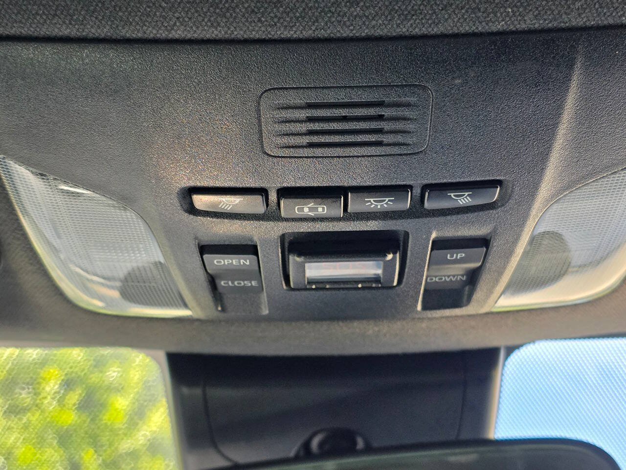 Used 2020 Toyota Corolla XSE FWD image 25