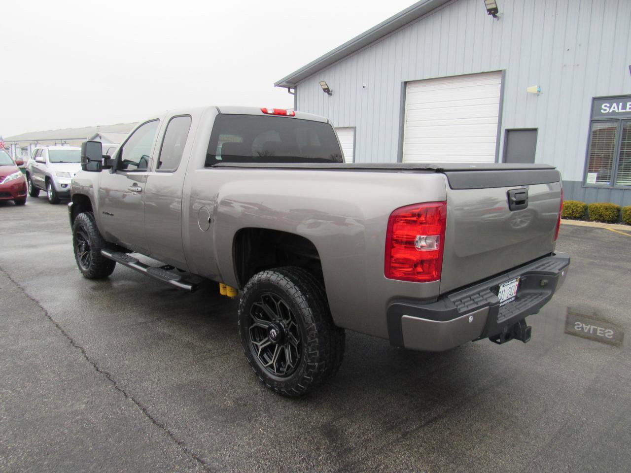 Used 2013 Chevrolet Silverado 2500 LTZ w/ LTZ Plus Package image 3