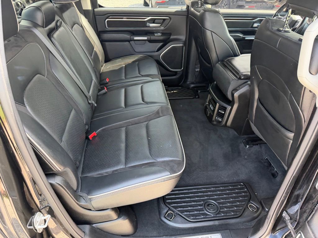 Used 2022 RAM 1500 Laramie AWD/4WD image 35