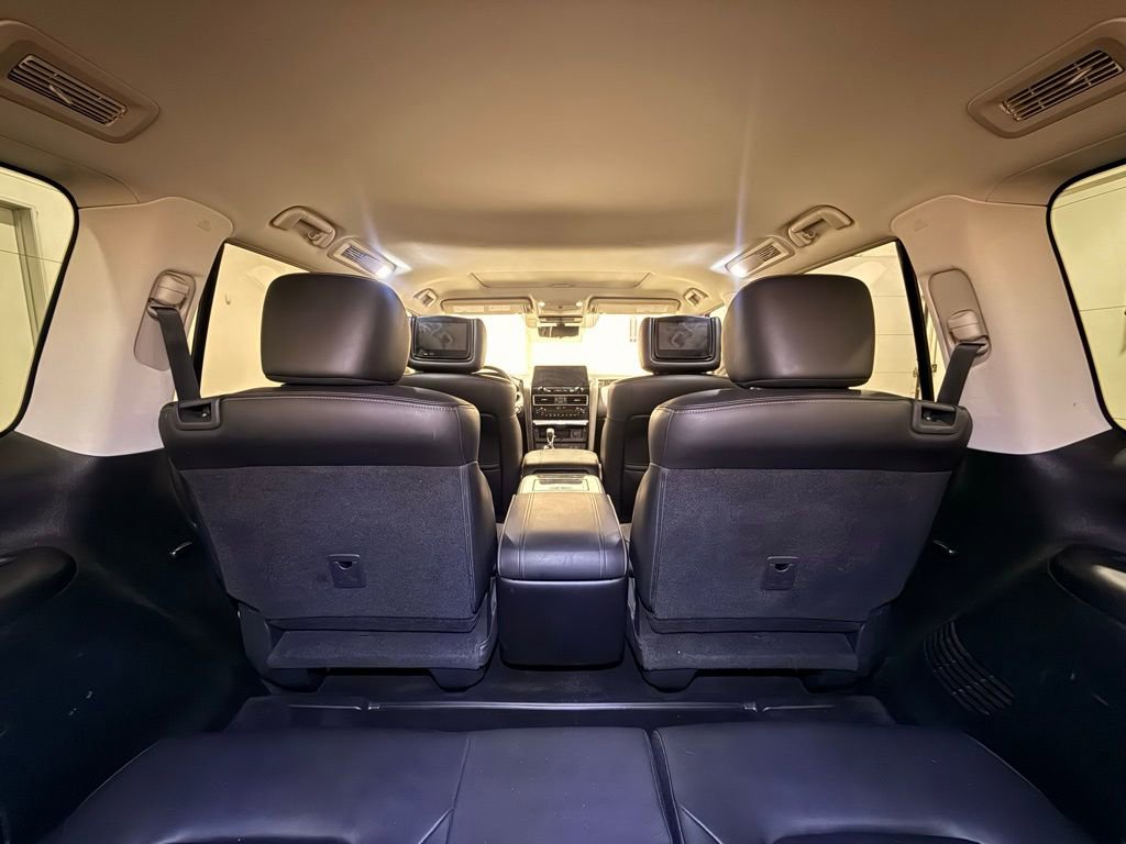 Used 2023 Nissan Armada Platinum w/ Captain's Chairs Package image 39