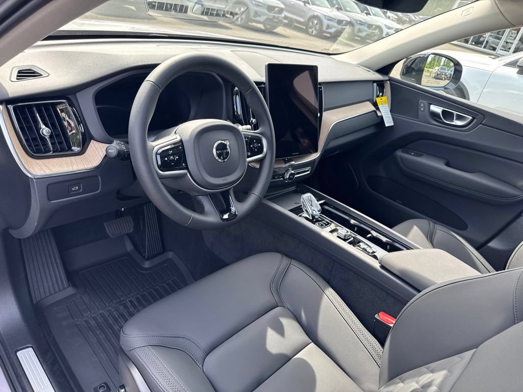 New 2026 Volvo XC60 B5 Plus w/ Climate Package AWD/4WD image 12