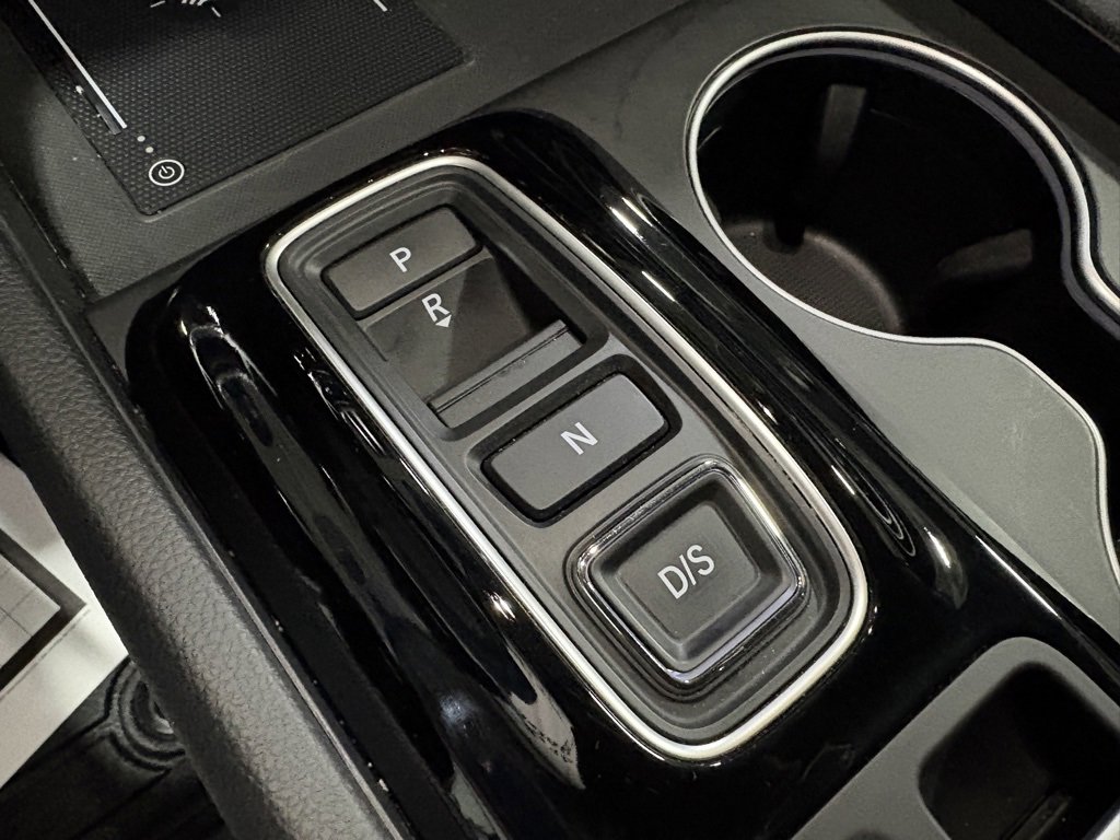 Used 2025 Honda Pilot Elite image 11