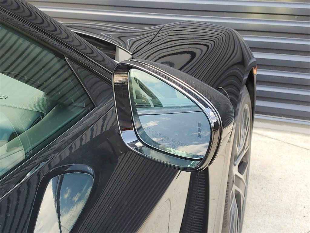 New 2025 Porsche Taycan image 28