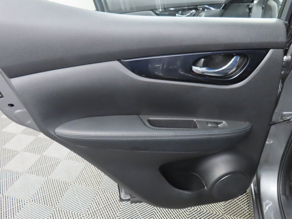 Used 2019 Nissan Rogue Sport SV image 49