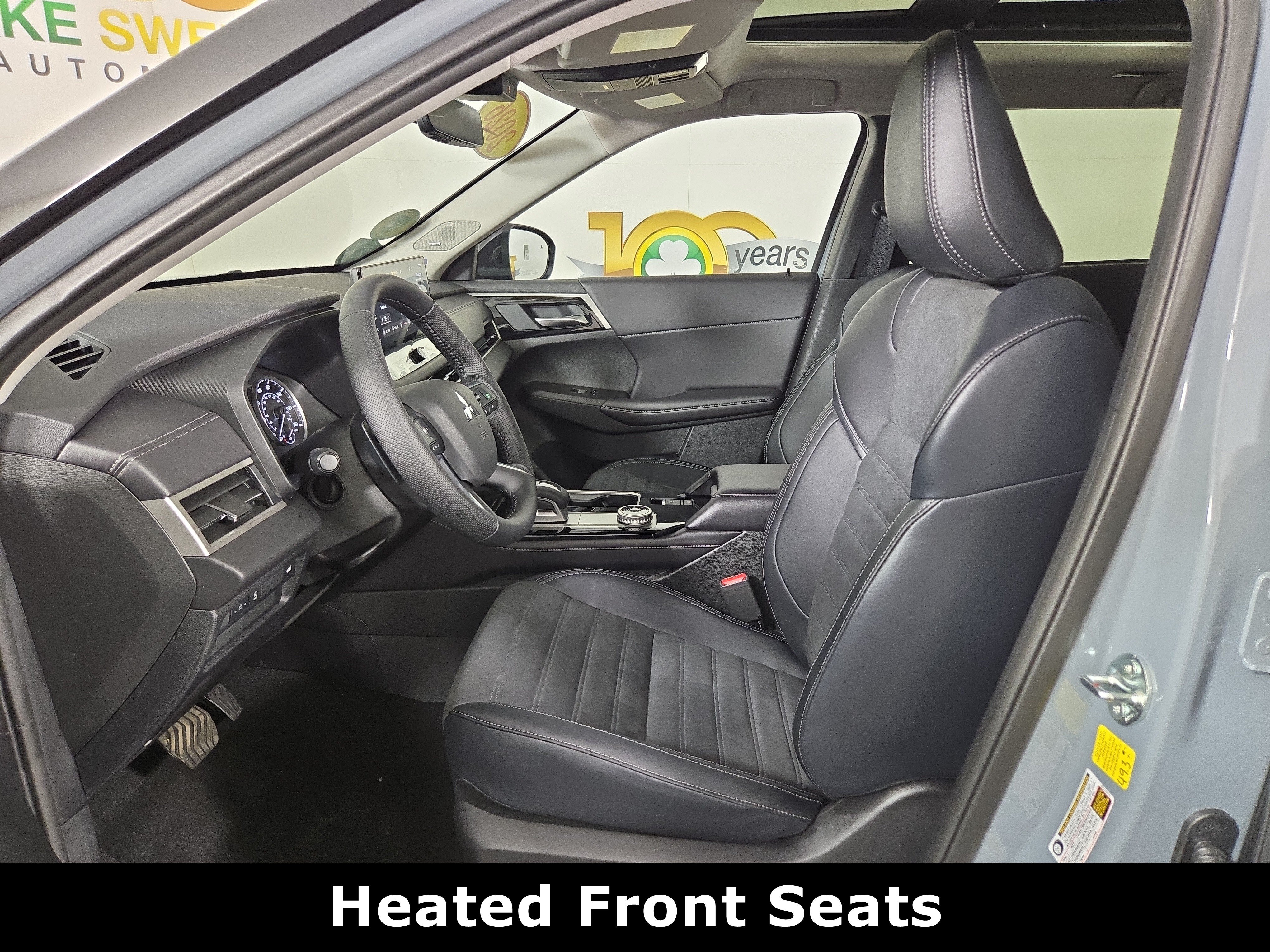 New 2026 Mitsubishi Outlander AWD image 10
