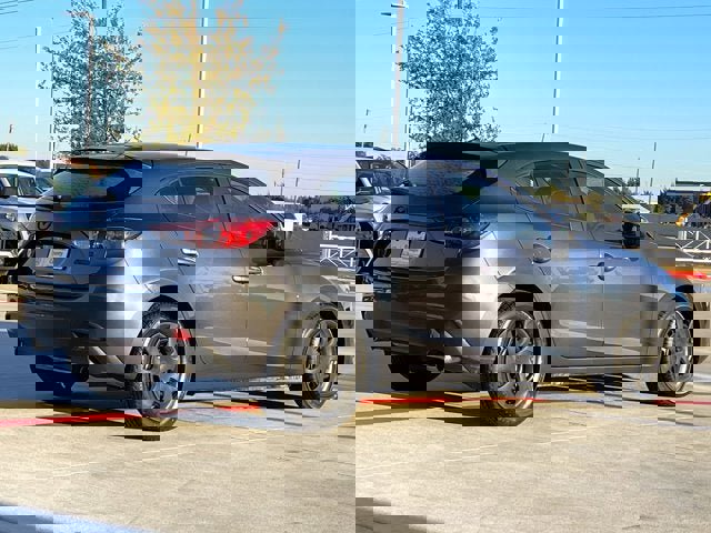 Used 2016 MAZDA MAZDA3 i Sport image 8