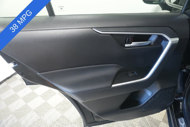 Used 2024 Toyota RAV4 AWD Hybrid image 27