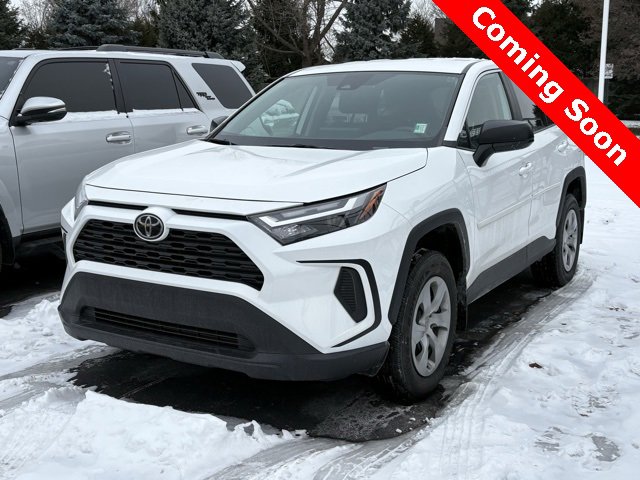 Used 2023 Toyota RAV4 LE image 3