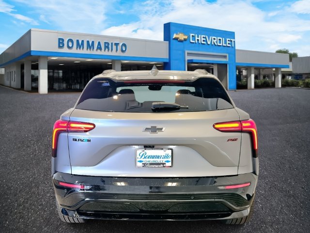 New 2025 Chevrolet Blazer EV RS RWD image 4