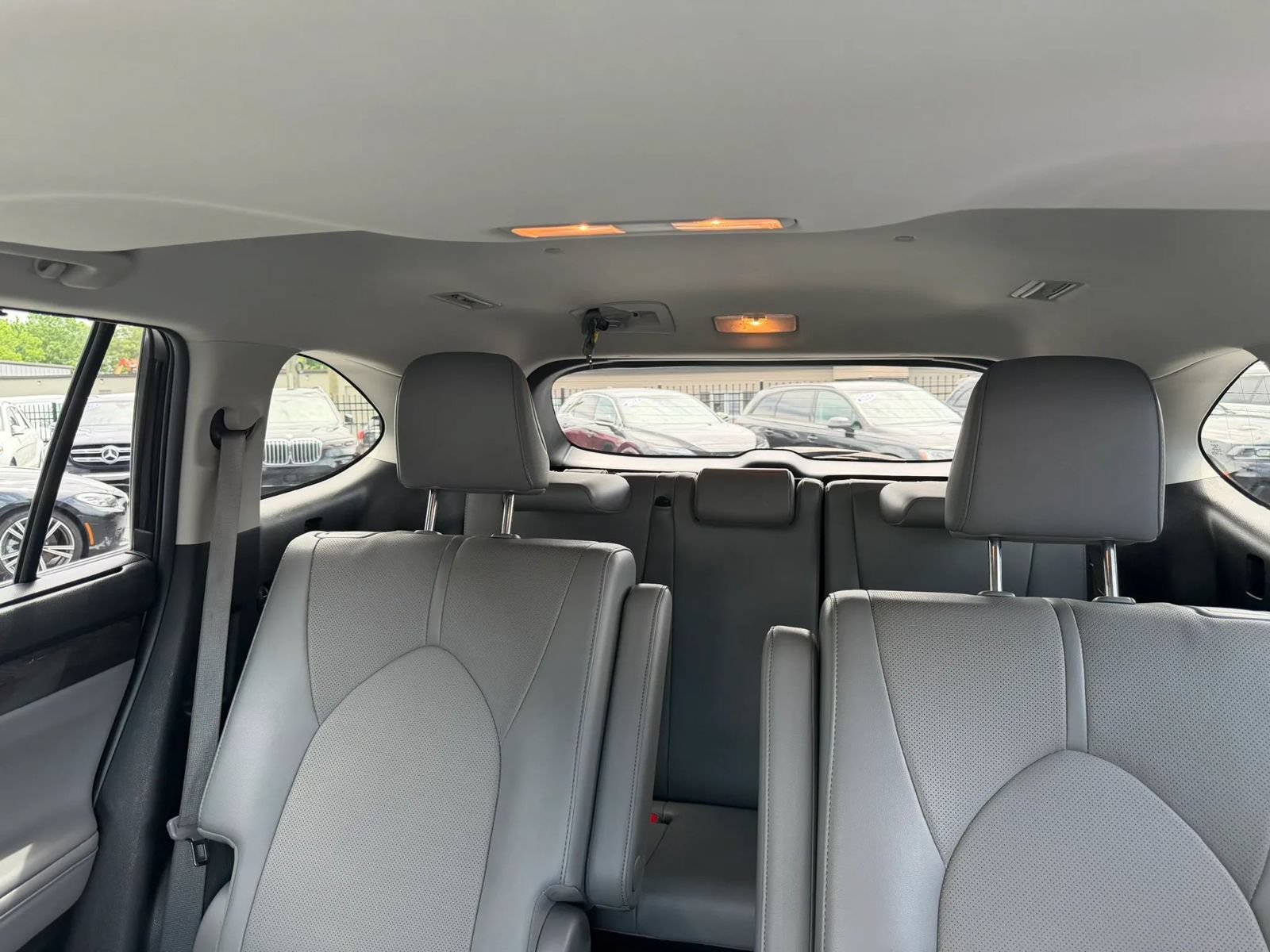 Used 2022 Toyota Highlander Limited AWD/4WD image 20