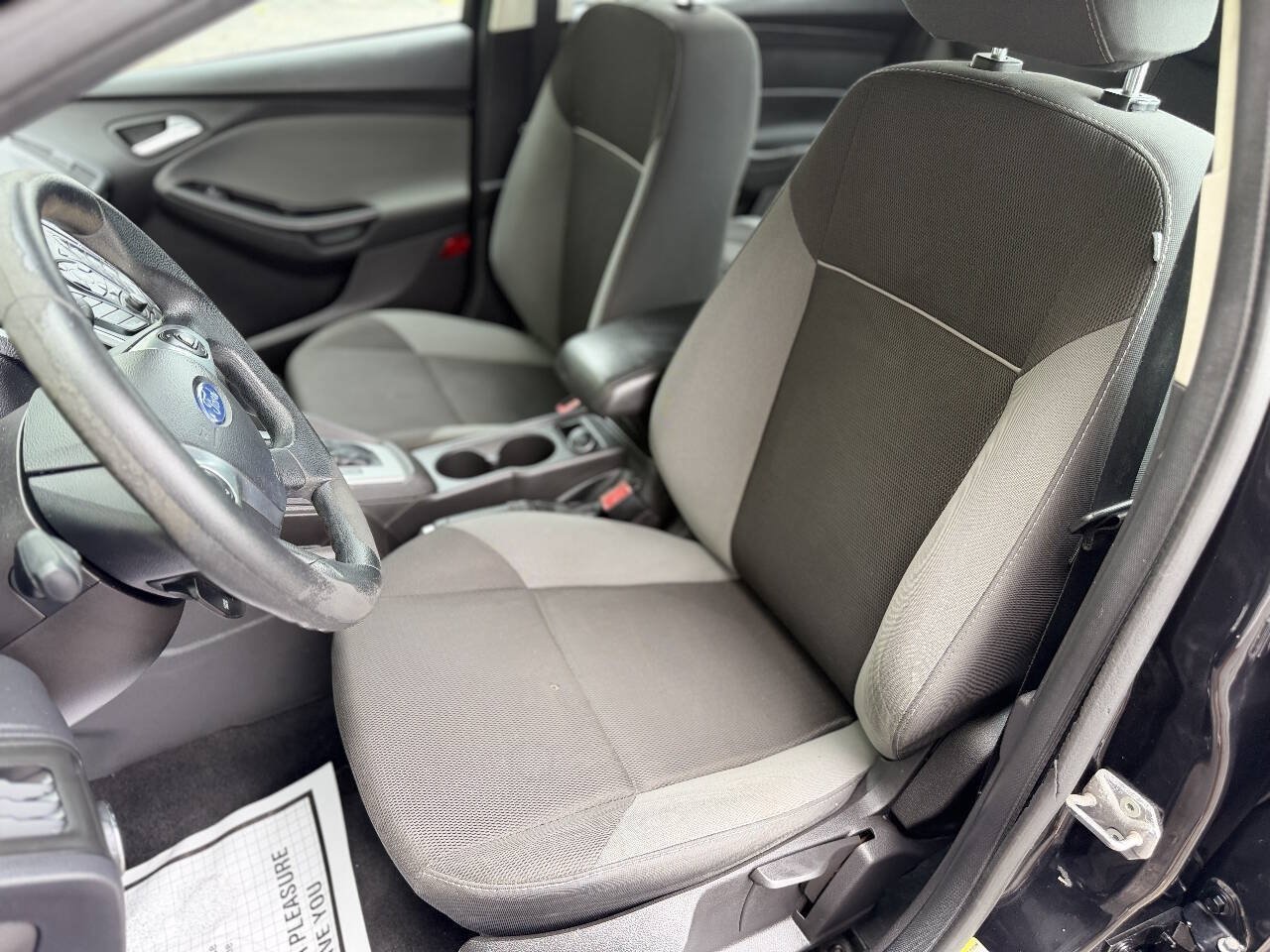 Used 2013 Ford Focus SE FWD image 9