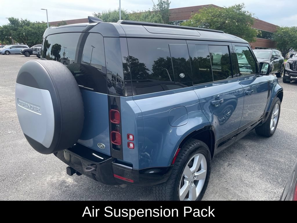 Used 2023 Land Rover Defender 110 X-Dynamic SE AWD/4WD image 4