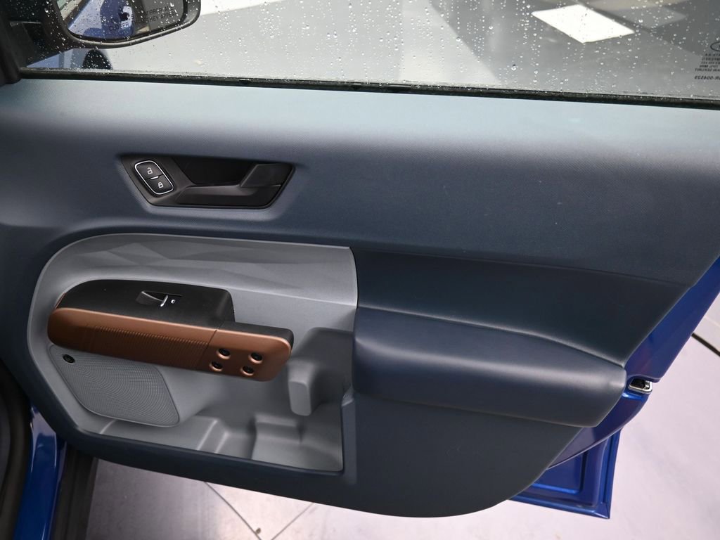 Used 2023 Ford Maverick Lariat w/ Lariat Luxury Package image 31