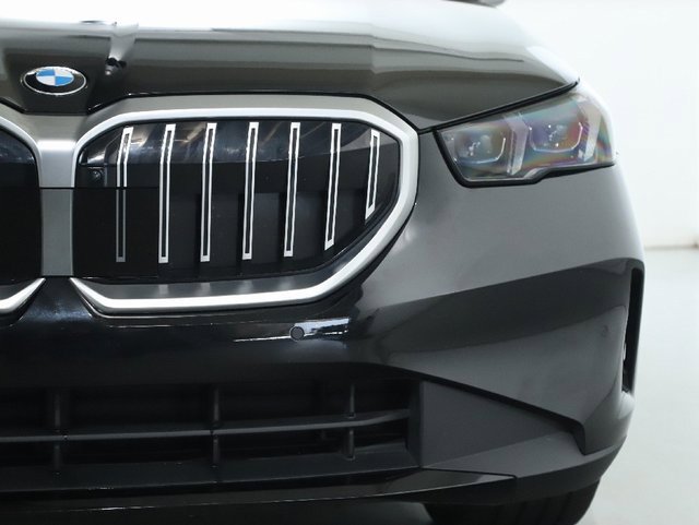 Certified 2025 BMW 530i xDrive w/ Premium Package image 7