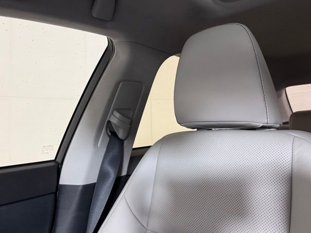 Used 2018 Lexus ES 350 350 w/ Luxury Package w/Wood Trim image 18