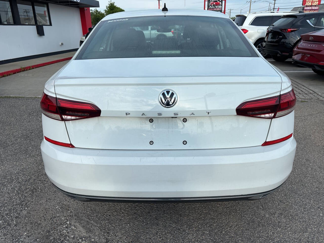 Used 2020 Volkswagen Passat 2.0T SE FWD image 7