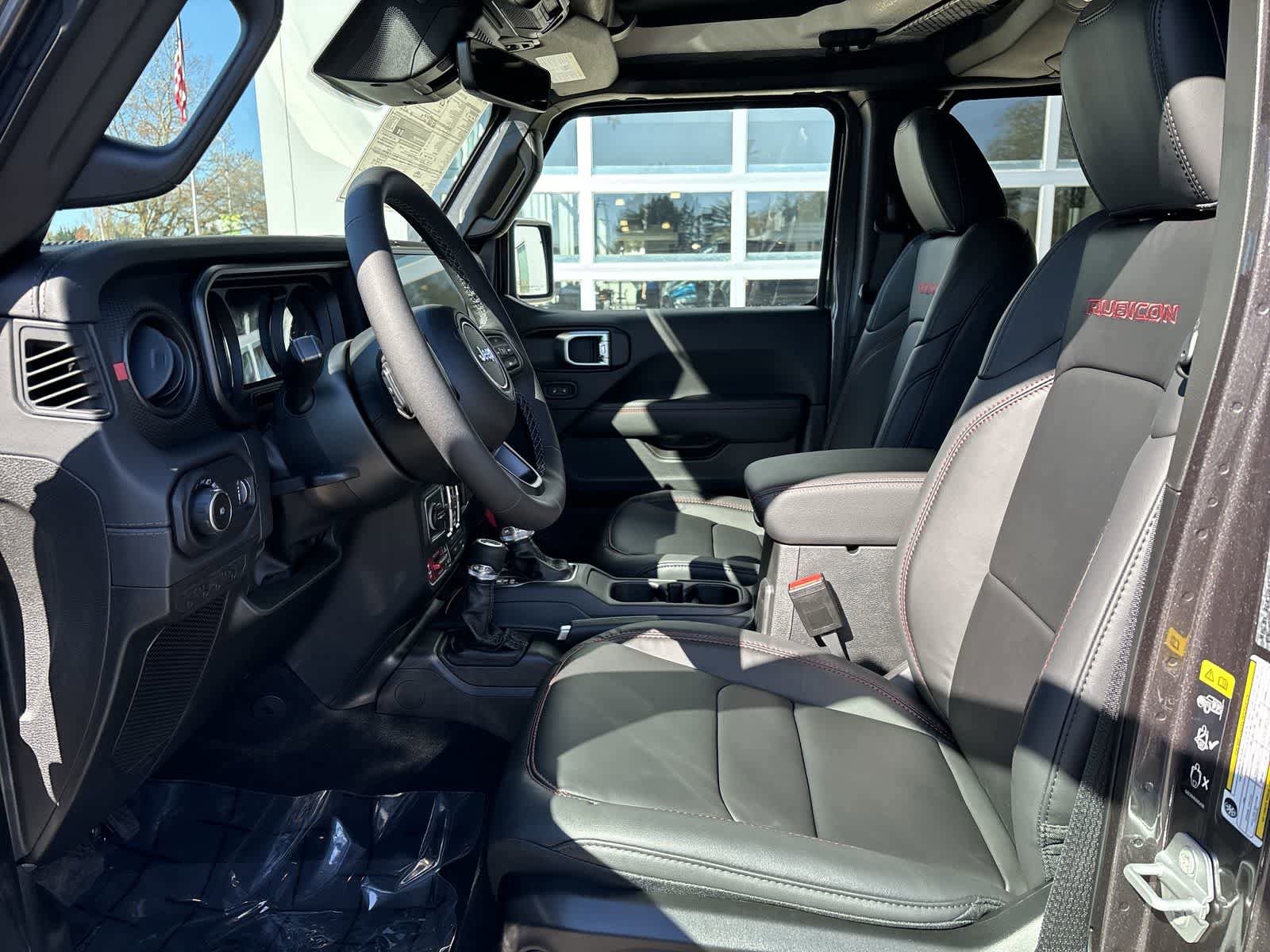 New 2026 Jeep Wrangler Unlimited Rubicon AWD/4WD image 9
