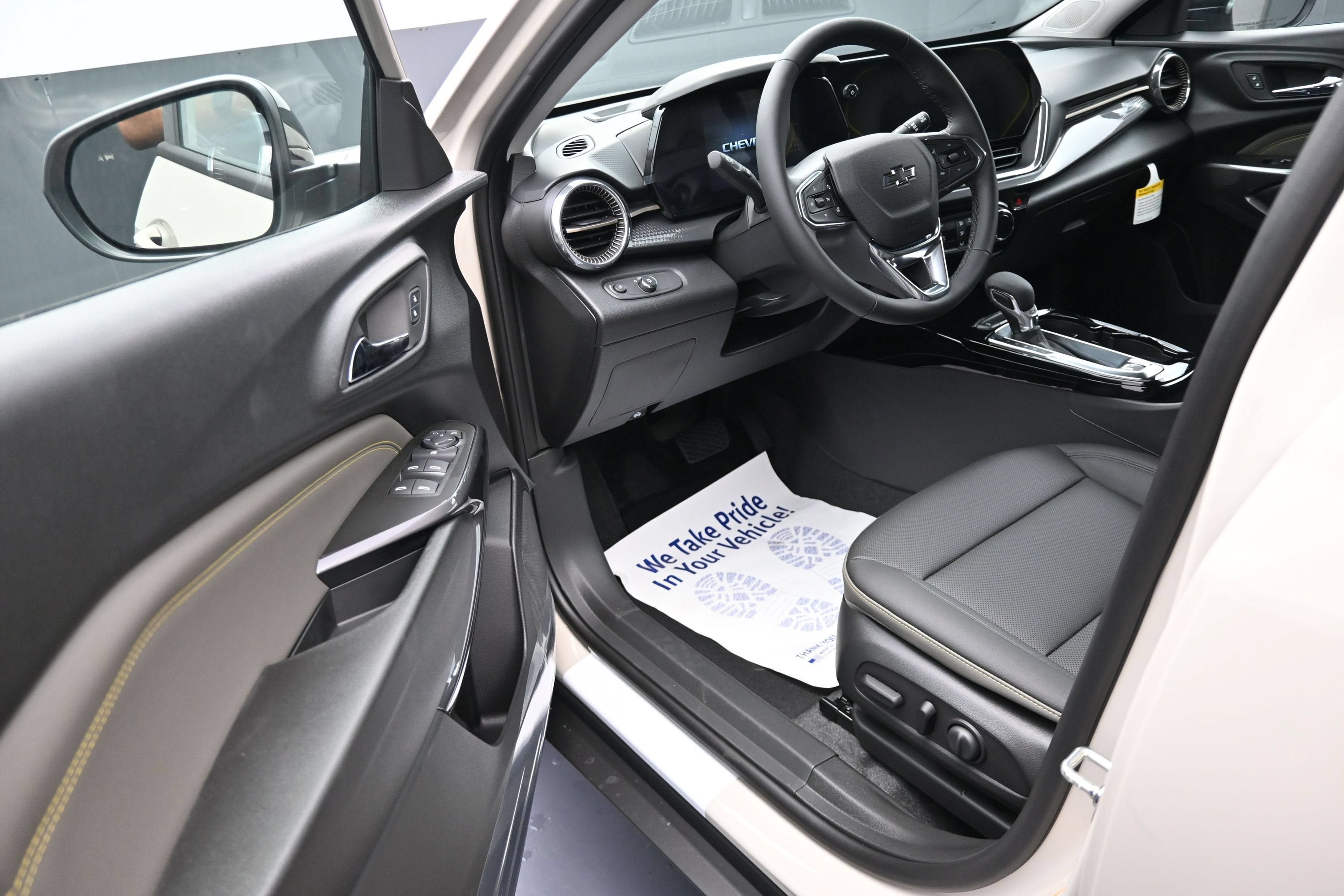 New 2026 Chevrolet Trax ACTIV w/ Driver Confidence Package FWD image 10