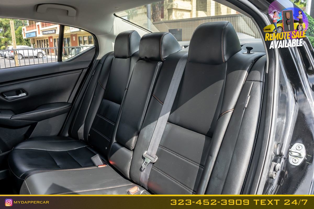 Used 2020 Nissan Sentra SR w/ Premium Package FWD image 16